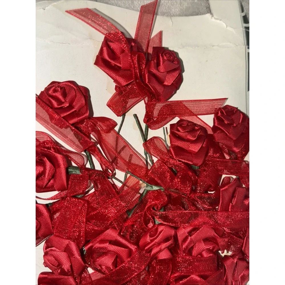 Vintage Hirschberg Schutz Co Crafting Embellishments Roses Red 18pc Offray 40pc